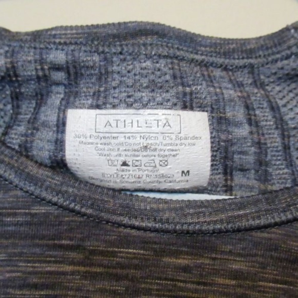 Athleta Fastest Track Tee size Medium - Picture 5 of 7